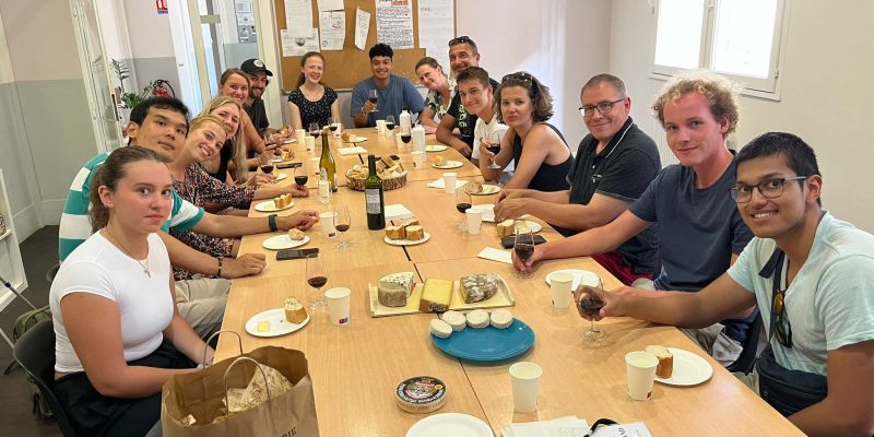 Complete beginners in French : learn French in France !